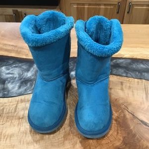 Women’s Ugg Boots turquoise/teal color size 9